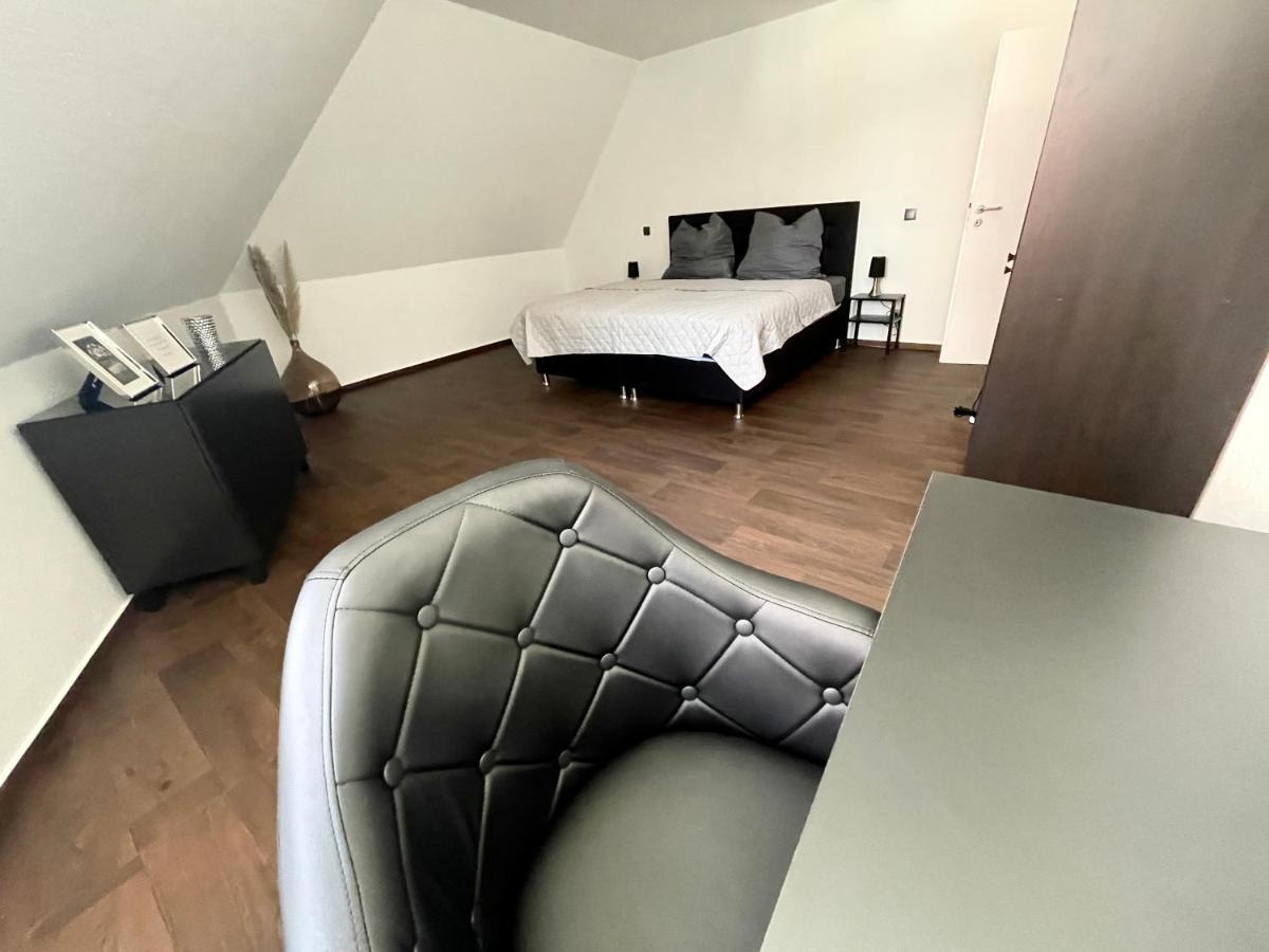 Ferienwohnung Augenblick - Stylisches Apartment In Der Besten Altstadtlage Von エアフルト エクステリア 写真