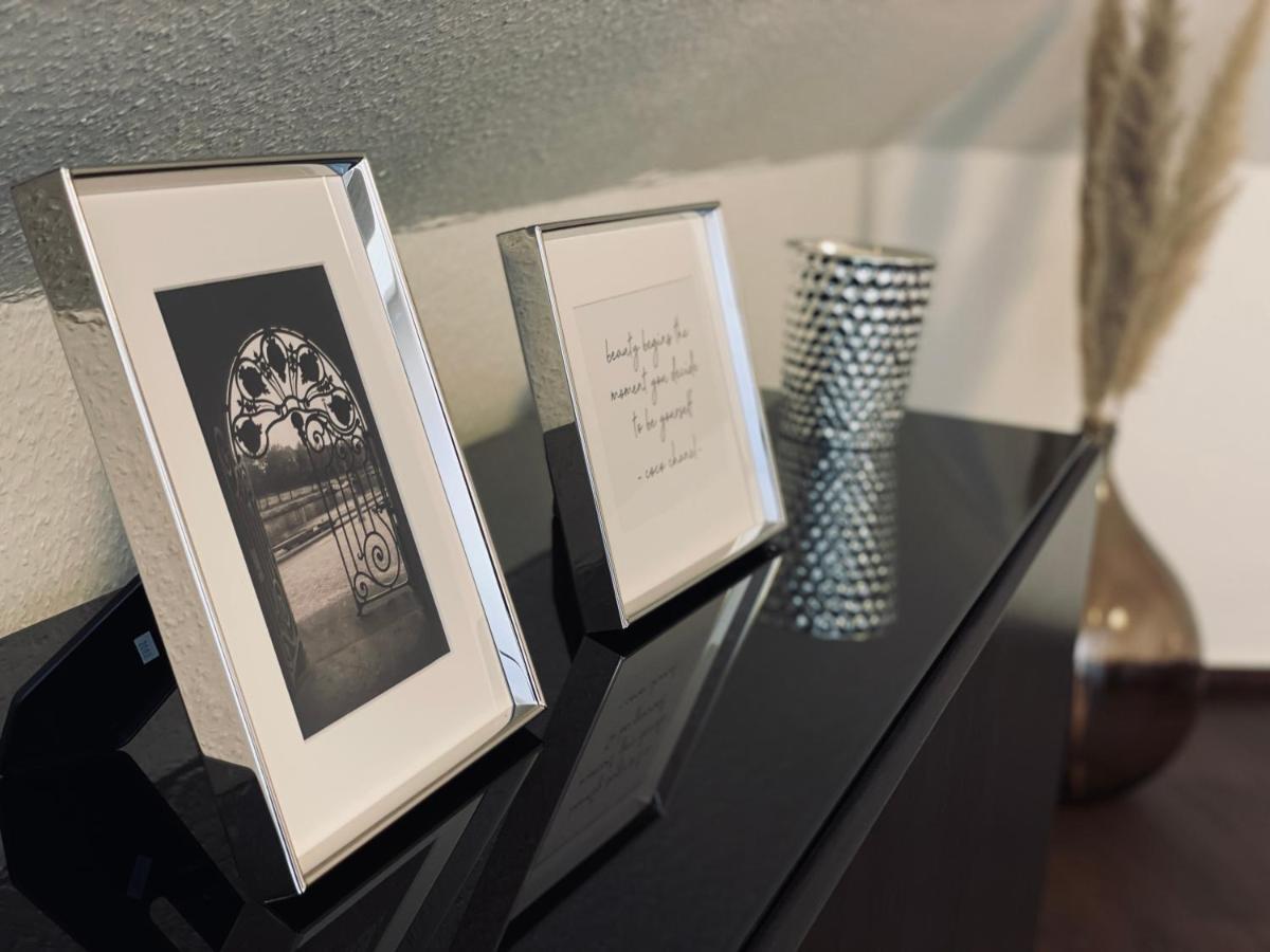 Ferienwohnung Augenblick - Stylisches Apartment In Der Besten Altstadtlage Von エアフルト エクステリア 写真
