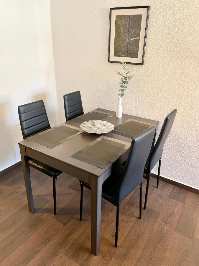 Ferienwohnung Augenblick - Stylisches Apartment In Der Besten Altstadtlage Von エアフルト エクステリア 写真